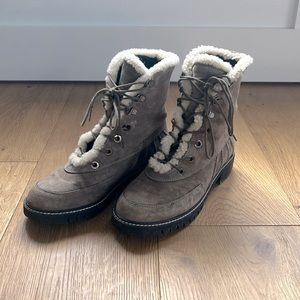 Stuart Weitzman Boots Size 7.5